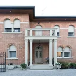 住宿加早餐酒店 达芬妮住宿加早餐旅馆 4*