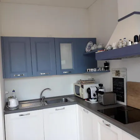 Dafne Bed and Breakfast 2*