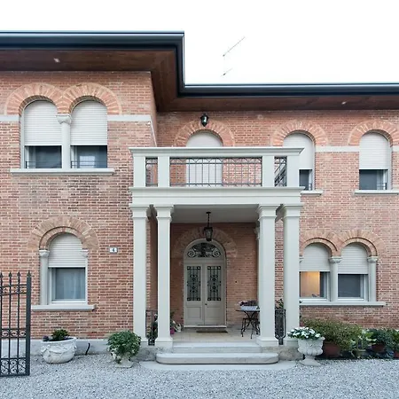 Bed & Breakfast Dafne 4*